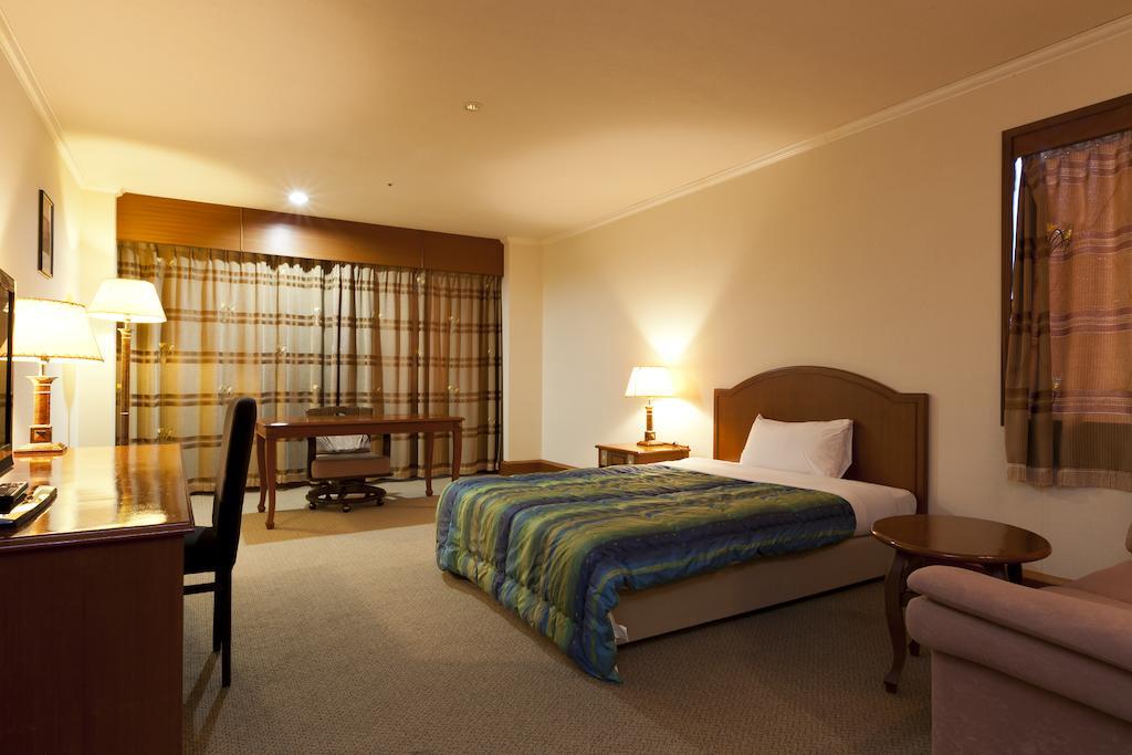 Station Hotel Au Tsu Δωμάτιο φωτογραφία
