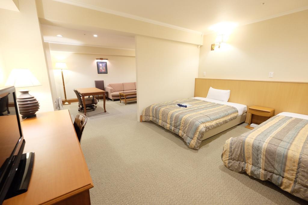 Station Hotel Au Tsu Εξωτερικό φωτογραφία